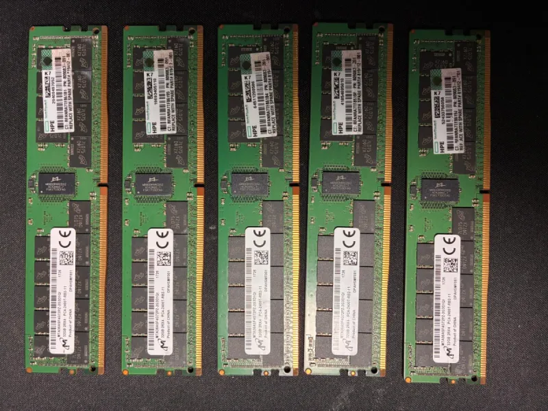 Módulos RAM HPE 32GB DDR4 RDIMM (4x32 y 2x16)