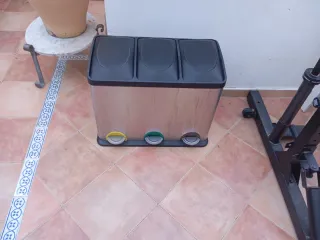 Cubo de basura reciclaje 3 compartimentos