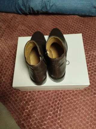 Botines de piel marrones,puestos una vez