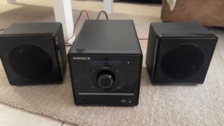 Equipo de sonido Avenzo