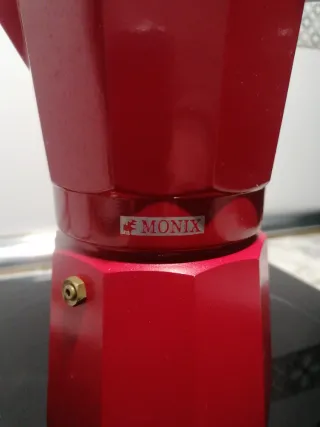 Cafetera italiana roja