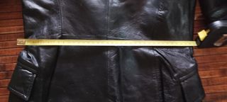 Chaqueta negra de piel Zara T.36. Tipo Americana