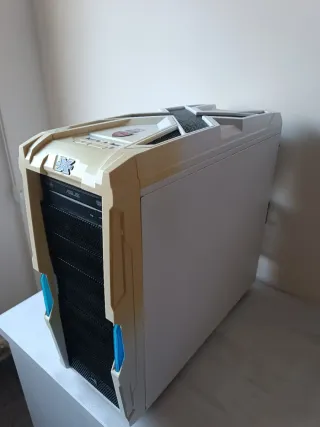 Caja PC Aerocool Strike-X Advance Blanca