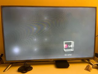 Smart TV LG 42 pulgadas con defecto pantalla