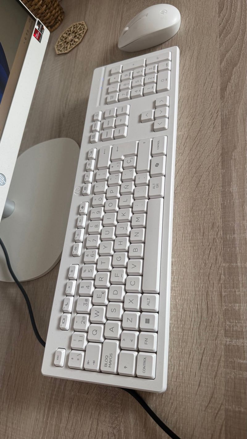 Ordenador sobremesa HP All-in-One 27 Blanco afbeelding 3