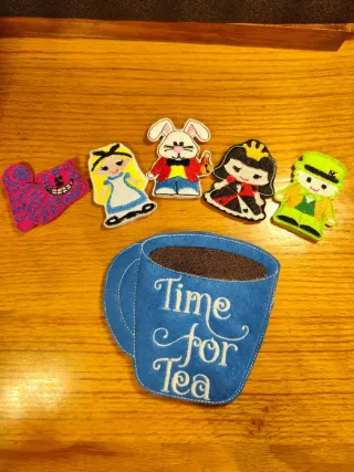 Titellas marionetas de dedo Alicia País Maravillas