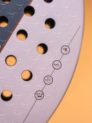 Pala de Level Padel Modelo Elegance Pro. Nueva