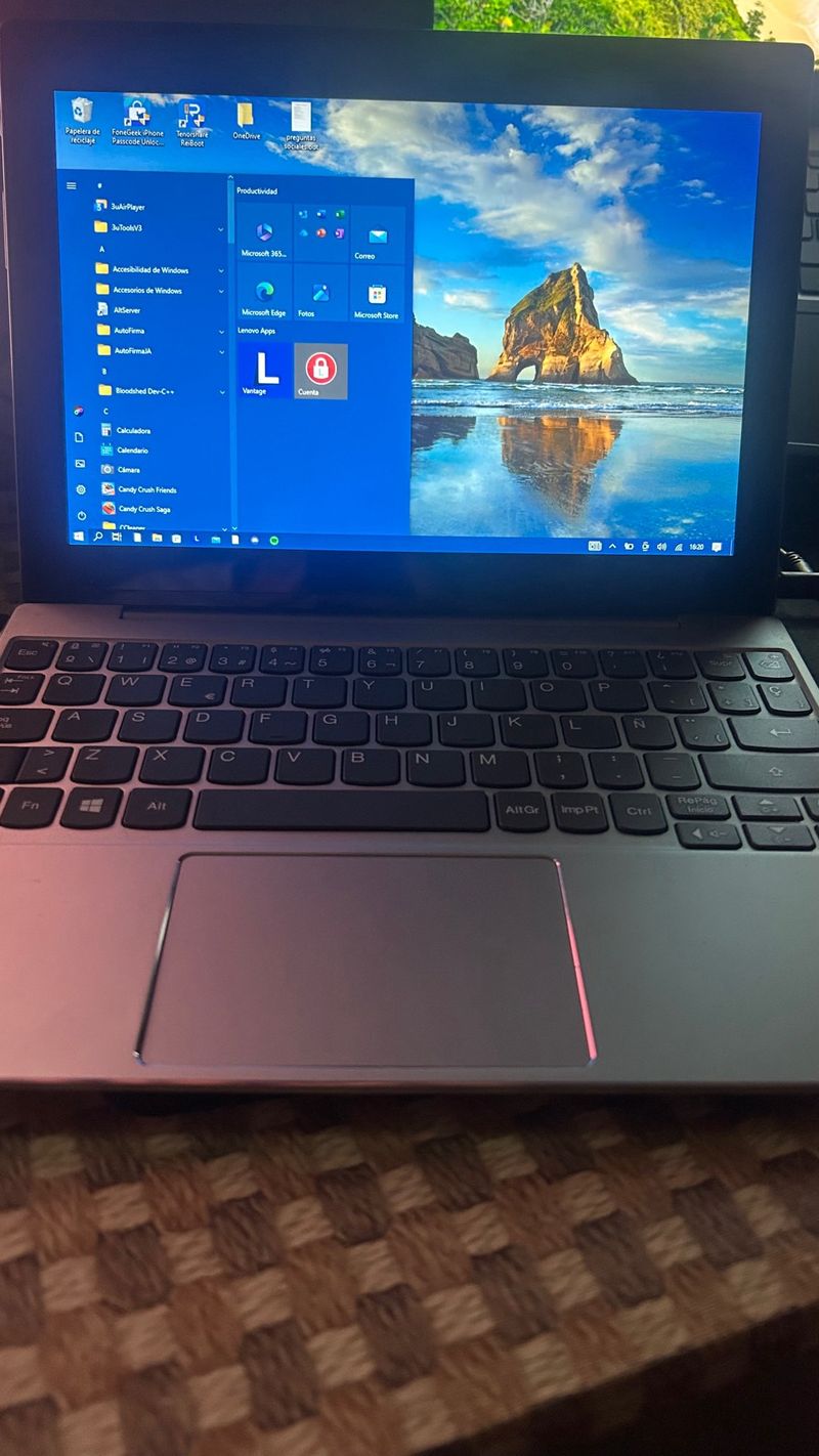 Lenovo Miix 320 Tablet-Portátil Plata