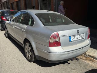 Volkswagen Passat 2003