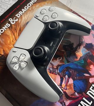 Mando DualSense PS5 Blanco y Negro