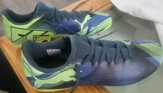 Zapatillas de fútbol Puma tacos