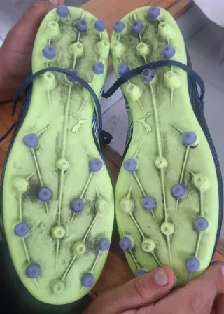 Zapatillas de fútbol Puma tacos