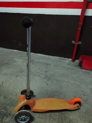 Patinete infantil 3 ruedas Micro con asiento