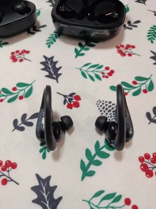 Cascos Inalámbricos 2 juegos.