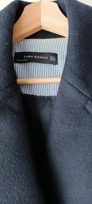 Abrigo Zara azul talla M