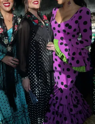 Traje Flamenca Lila Lunares Negros