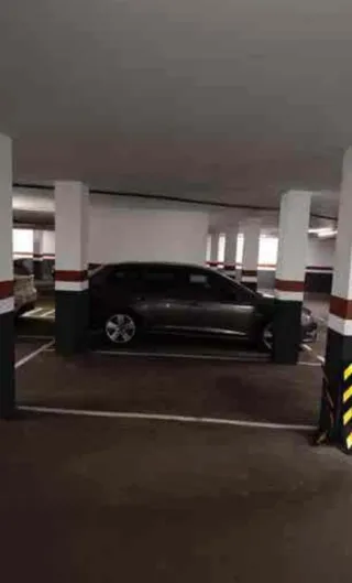 PLAZA DE PARKING CENTRO CERDANYOLA