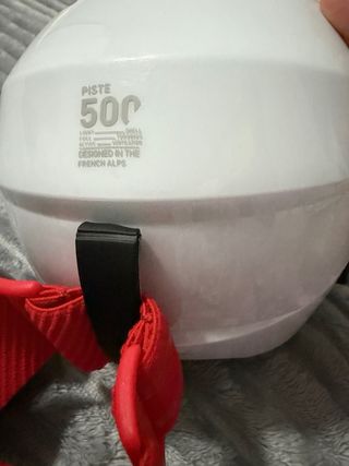 Mono de esquí WEDZE rojo Casco blanco  Gafas