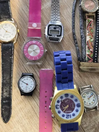 Lote 15 relojes y piezas
