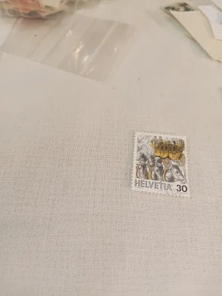 Francobollo Helvetia 30