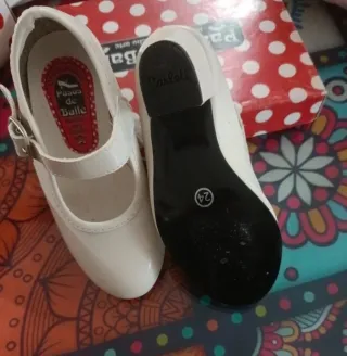 Zapatos blancos tacón niña talla 24