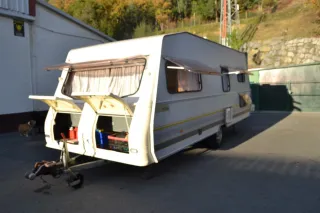 Caravana Roller Class 495 KL2