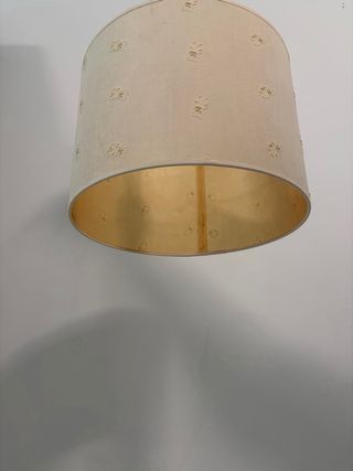 Cortinas infantiles a juego con lámpara