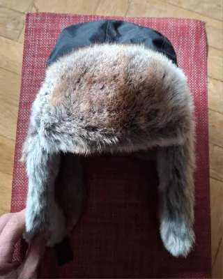 Gorro aviador negro y gris