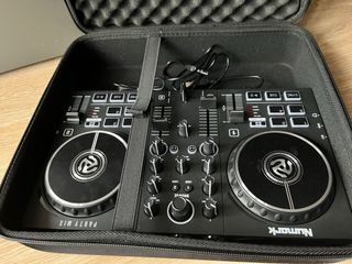 Controlador DJ Numark Party Mix