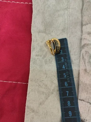 Orecchini clip vintage oro e nero