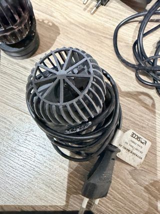 Se vende asesorios de acuario marino.