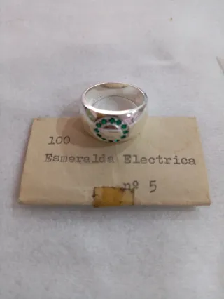 Anillo Plata Ley esmeralda eléctrica