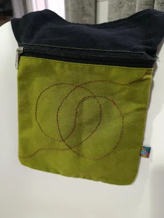 Bandolera artesanal verde