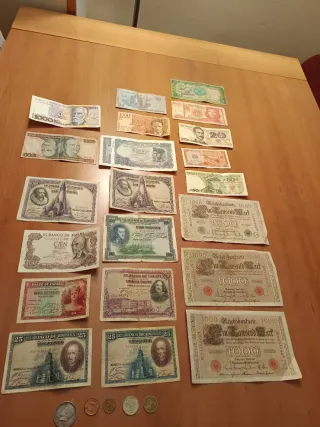Lote de Billetes y monedas
