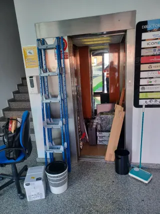 Mudanzas y transporte económico con montaje