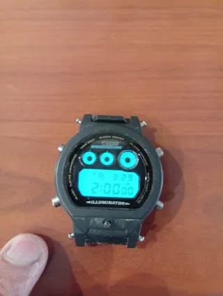 Reloj Casio DW-6900 Negro