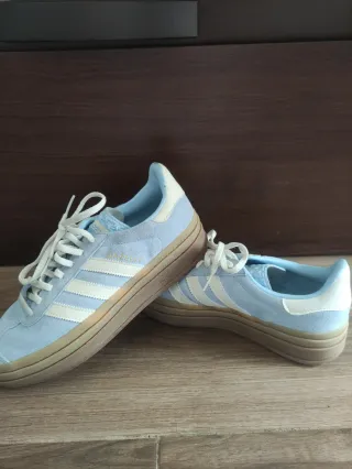 Zapatillas Adidas Gazelle Azul y Blanco