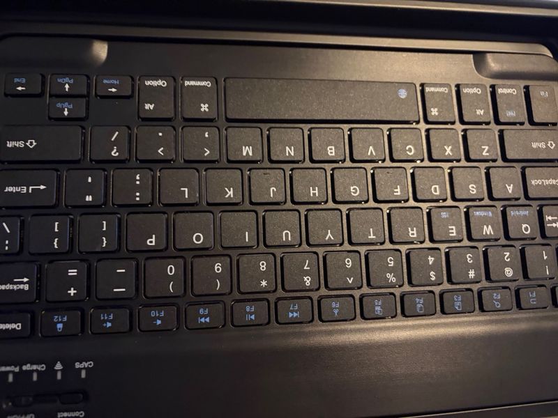 Tablet Negra con Accesorios afbeelding 2