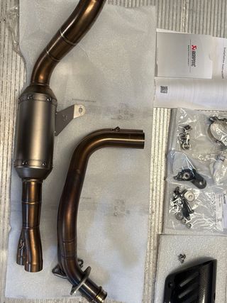 Escape Akrapovic  Yamaha r7 S-Y7R12-APT