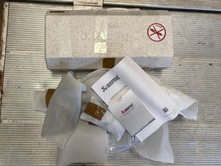 Escape Akrapovic  Yamaha r7 S-Y7R12-APT