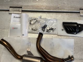 Escape Akrapovic  Yamaha r7 S-Y7R12-APT