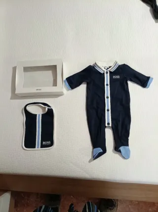 Conjunto Pijama y Babero Bebé BOSS Azul, 1 mes