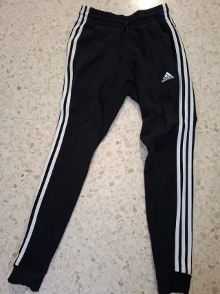 Pantalón chándal Adidas negro
