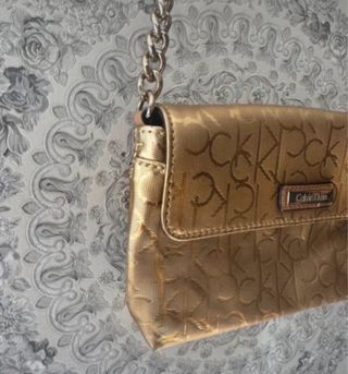 Bolso Calvin Klein Dorado