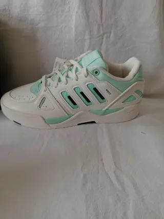 Adidas MIDCITY Zapatillas Blancas y Verdes