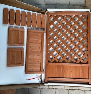 Macetero de madera con enrejado (NUEVO)