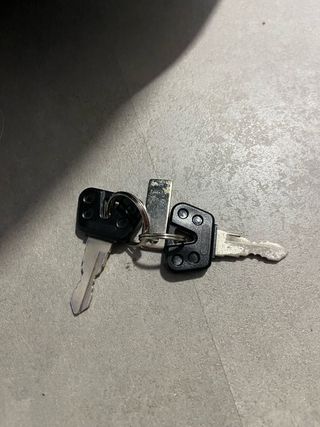 Baúl Yamaha Tmax con Soporte