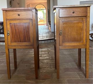 Comodini antichi in legno e marmo