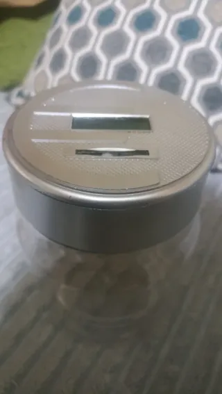 Hucha que cuenta el dinero