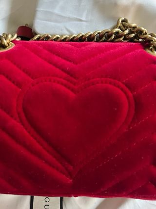 Borsa Gucci GG Marmont Cuore in Velluto Rosso